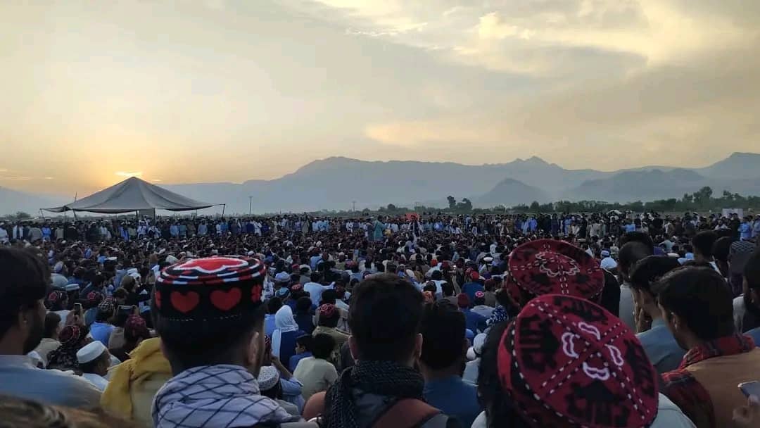 د پنجشېر ولایت ولایتي ادارې مسؤلینو د خلکو ستونزې واورېدلې