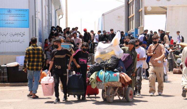 له ایران د راستنېدونکو کډوالو شمېر کم شوی دی