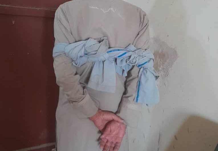 فراه کې هغه کس نیول شوی چې میرمن او لور يي وژلي وو